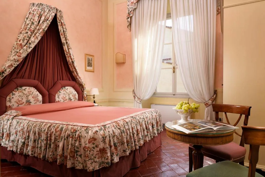 Camera Matrimoniale/Doppia con Letti Singoli — Palazzo Niccolini al Duomo Residenza D’Epoca