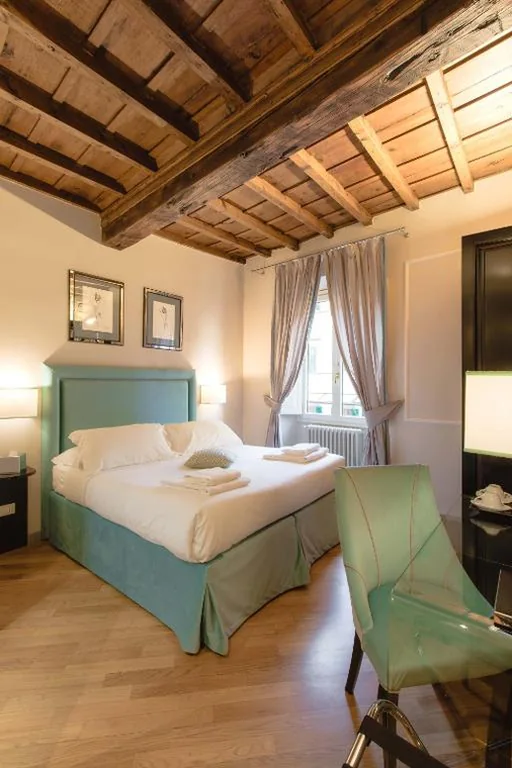 Double or Twin Room — Relais Tosinghi