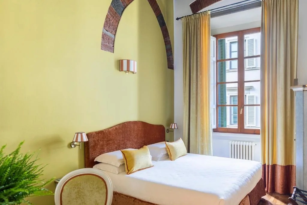 Double or Twin Room — Residenza Della Signoria