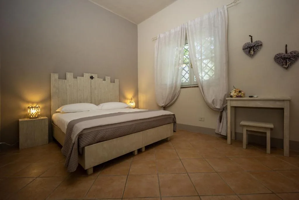 Double or Twin Room — Vecchio Granaio