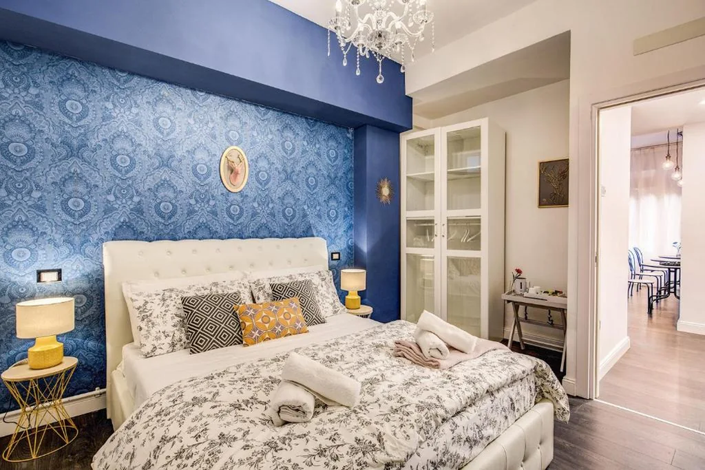Economy Double Room — AwesHomeItaly – Hanging Gardens