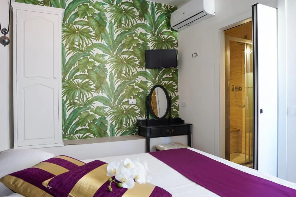 Economy Double Room — Flower Cathedral Firenze