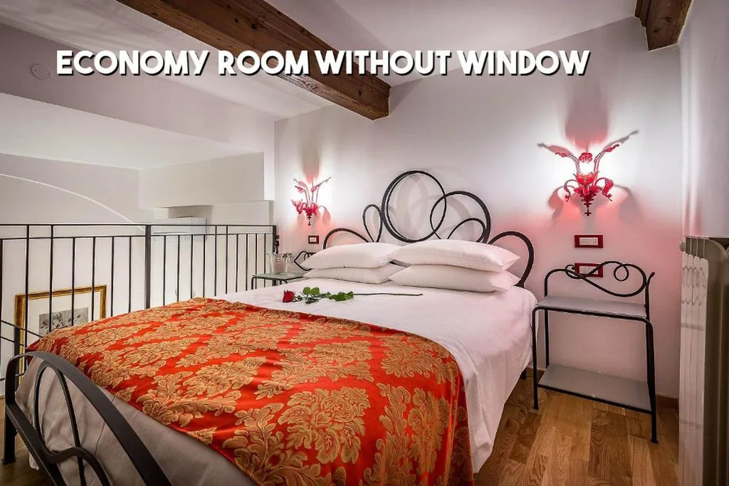Economy Double Room — HomEdo B&B