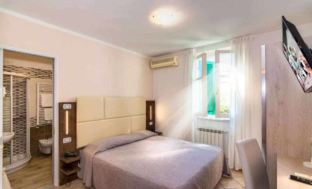 Economy Double Room — Hotel Eura