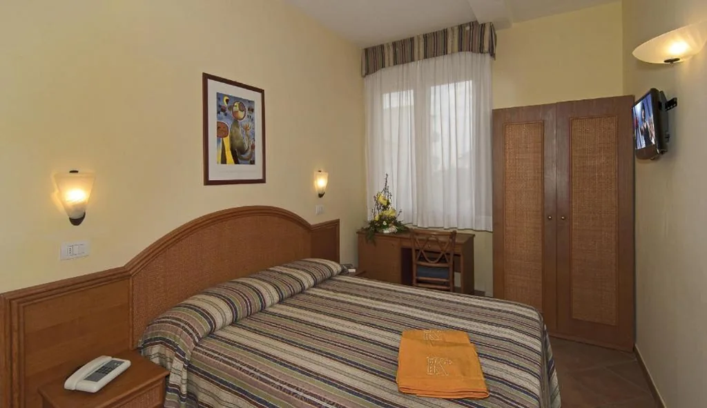 Economy Double Room — Hotel Katy