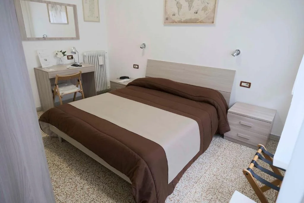 Camera Matrimoniale Economy — Hotel La Torre