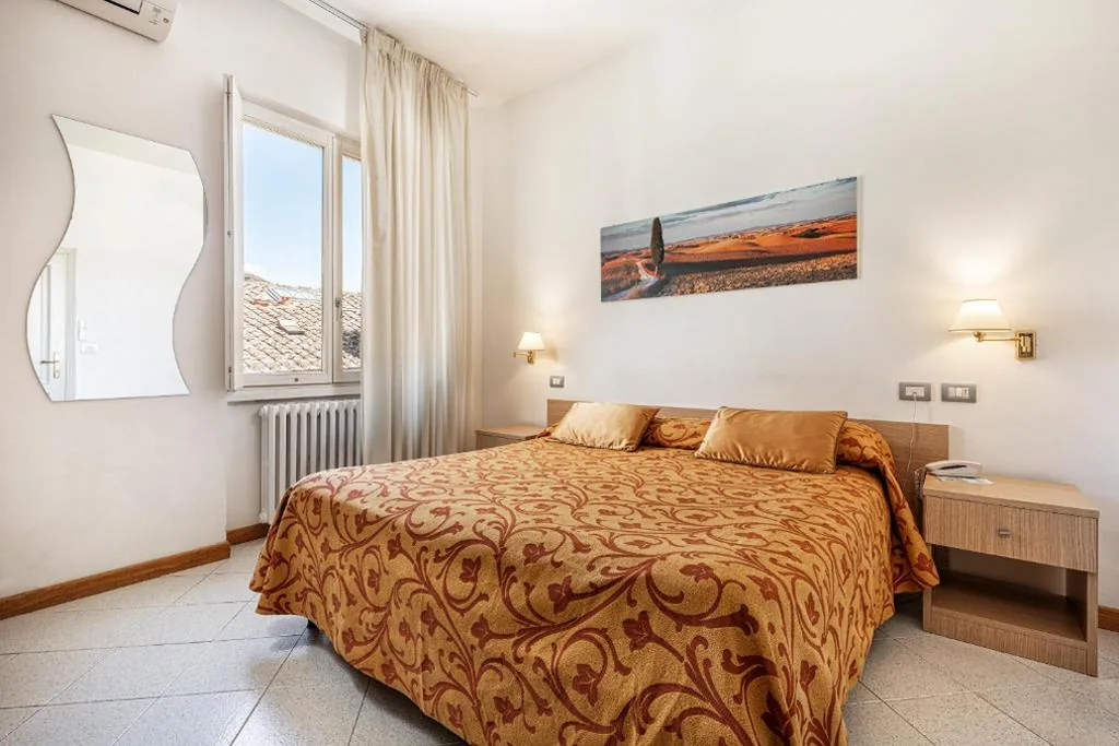 Camera Matrimoniale Economy — Hotel Minerva