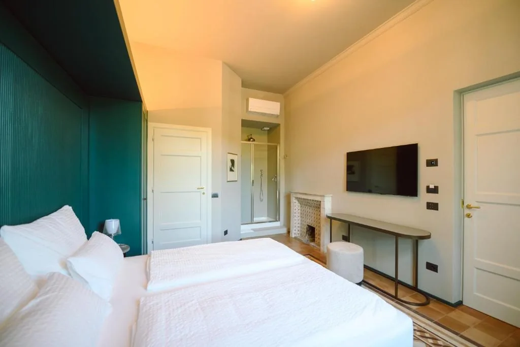 Economy Double Room — Palazzo Froussard B&B and Living