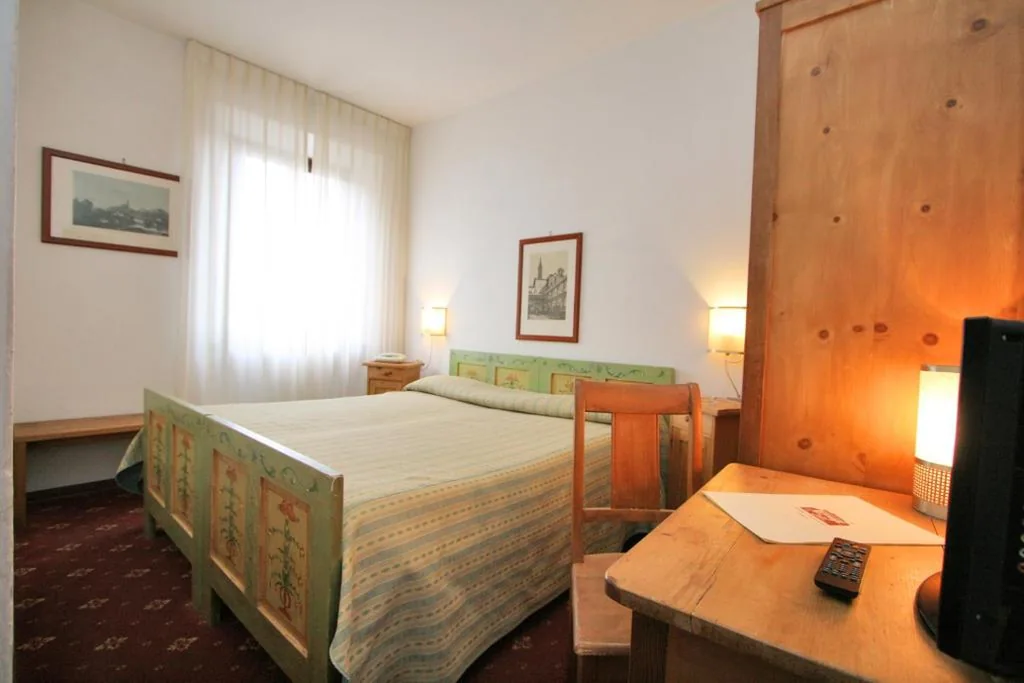 Economy Double Room — Villa Nencini