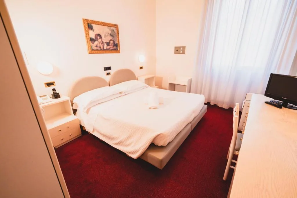 Camera Matrimoniale — Grand Hotel Milano