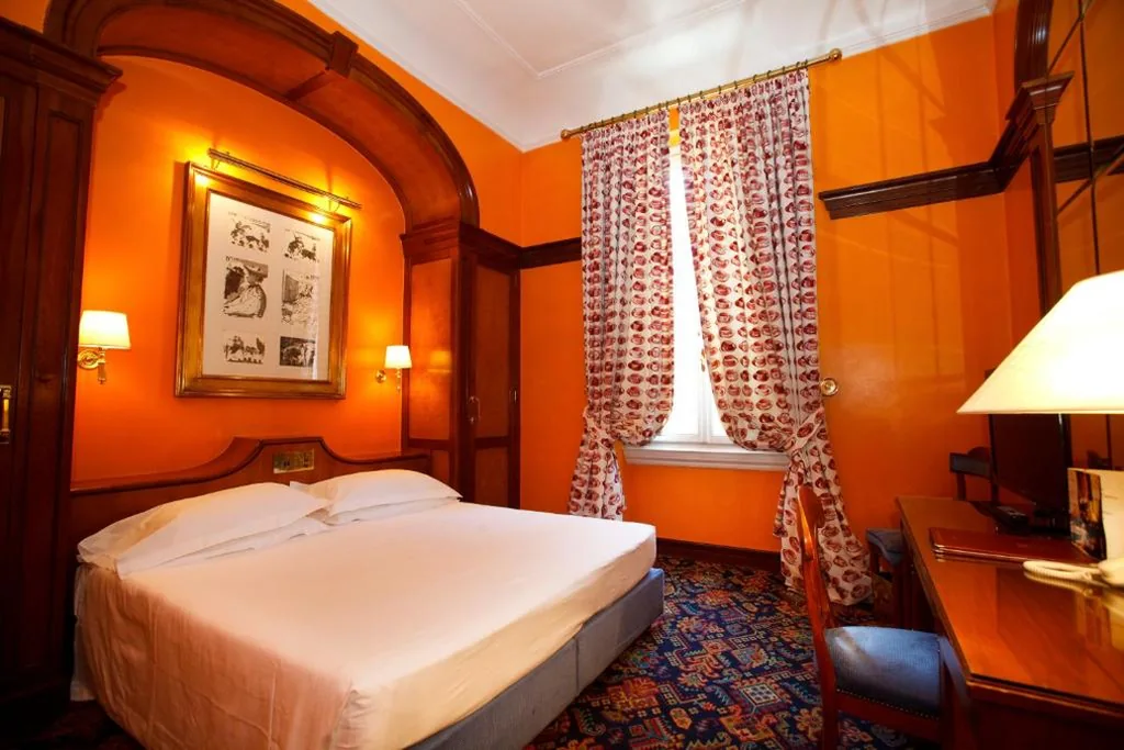Double Room — Hotel Albani Firenze