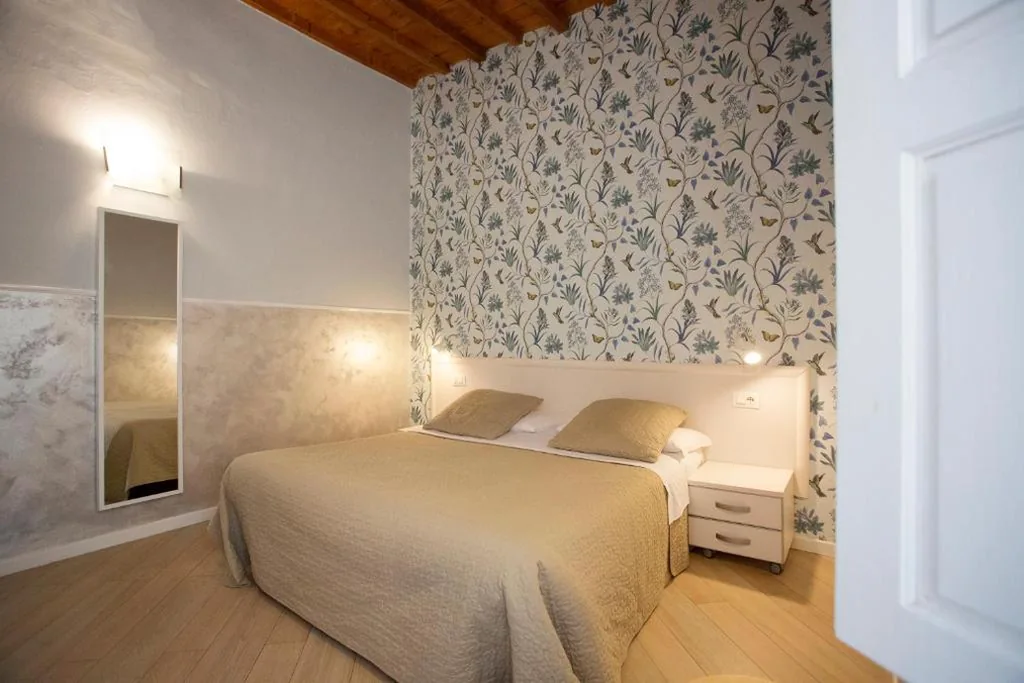 Double Room — Hotel Bencidormi