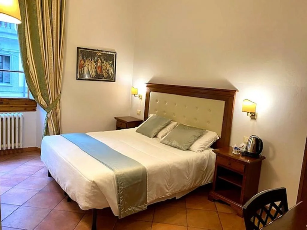 Camera Matrimoniale — Hotel Cimabue