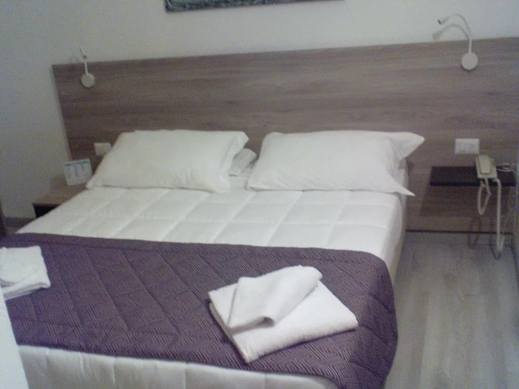 Camera Matrimoniale — Hotel Citta’
