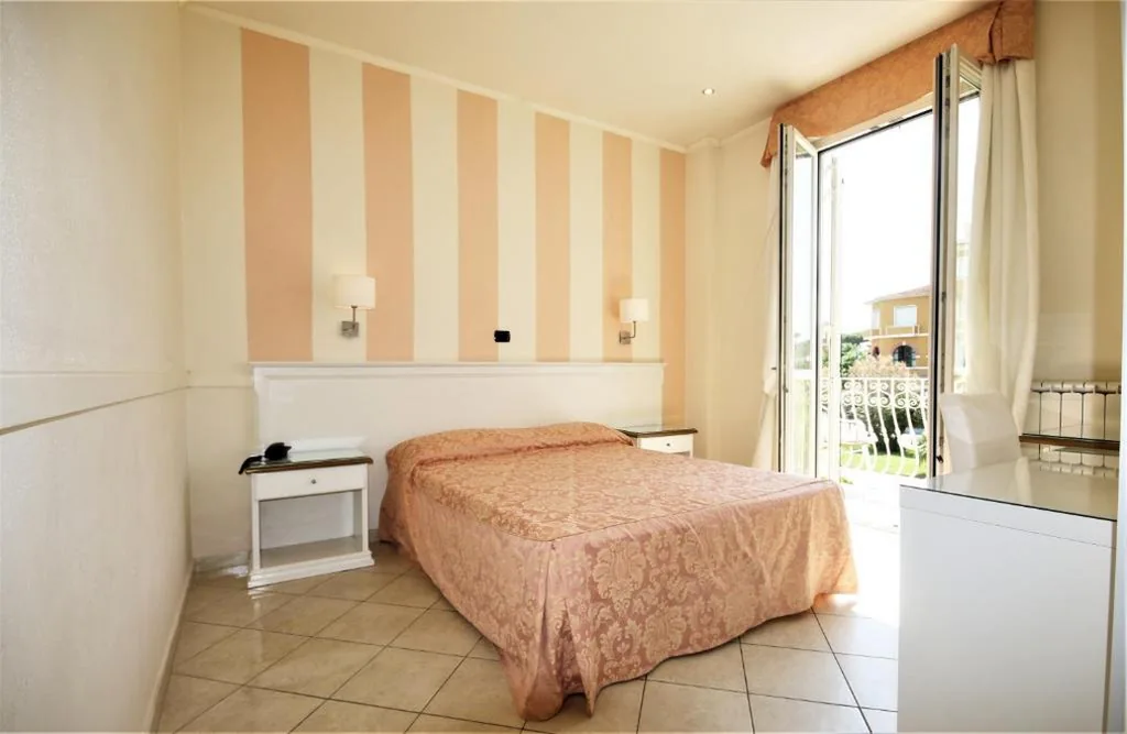 Camera Matrimoniale — Hotel Coluccini