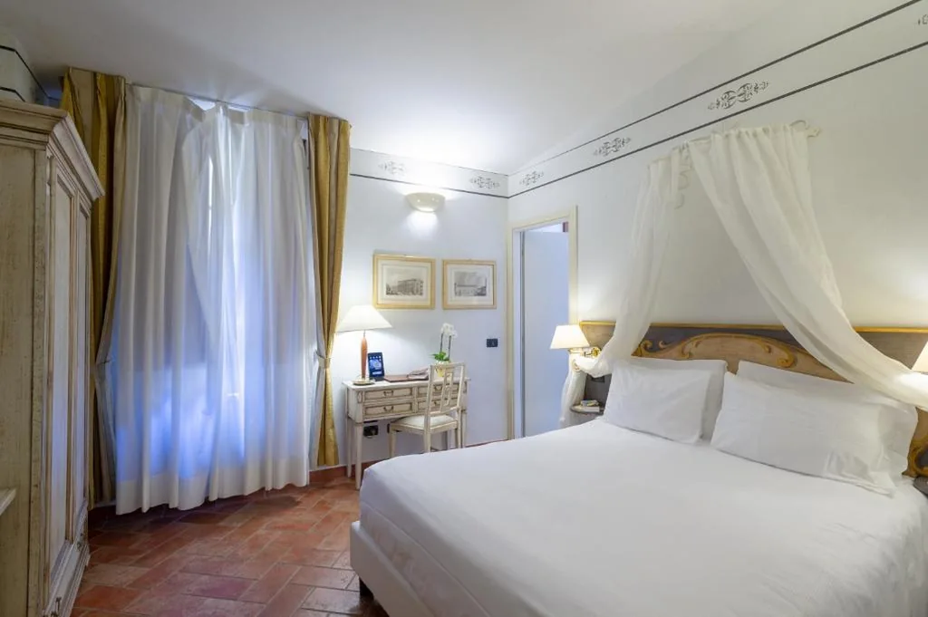 Double Room — Hotel Davanzati