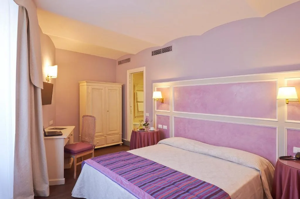 Double Room — Hotel Firenze Capitale