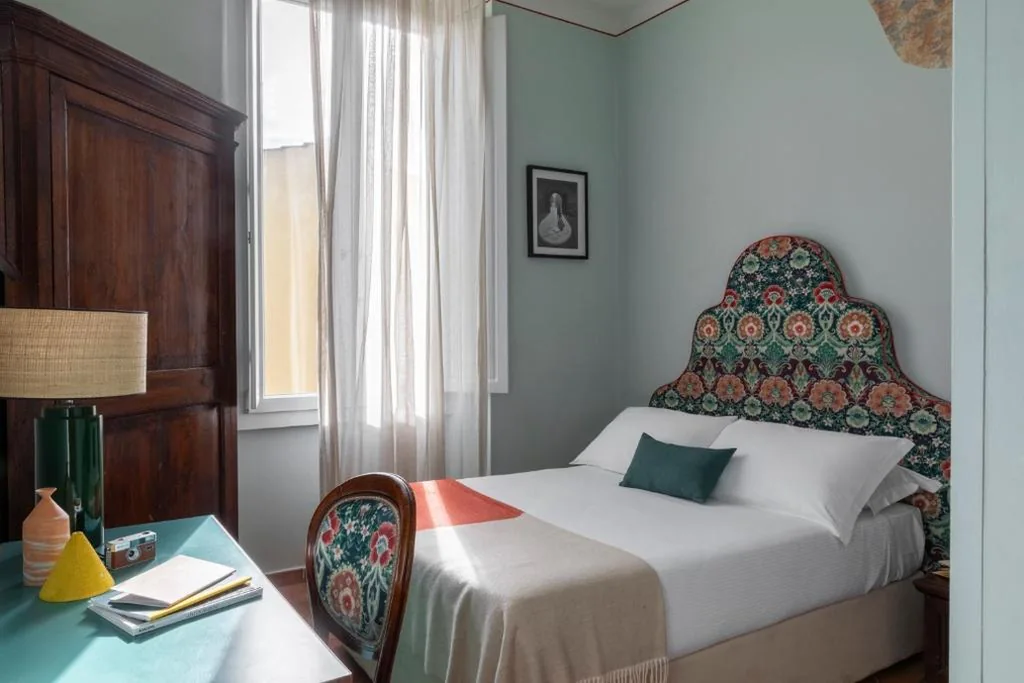 Double Room — Hotel Galileo
