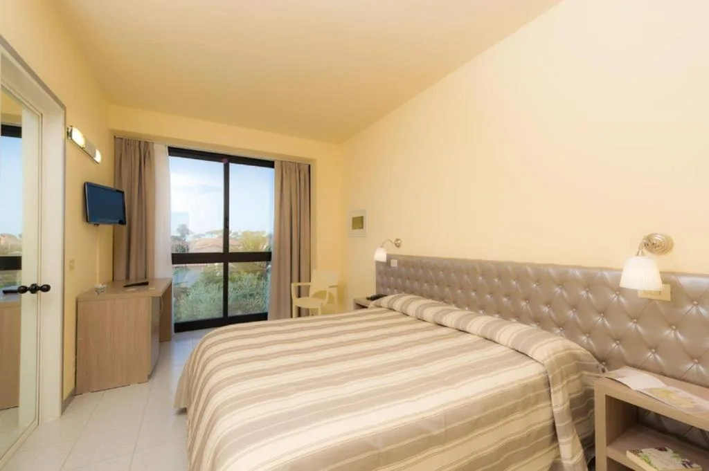 Camera Matrimoniale — Hotel Gemma Del Mare