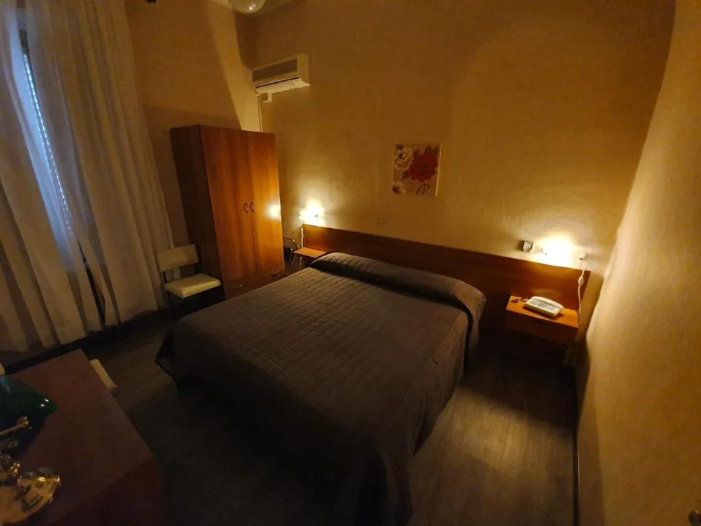 Double Room — Hotel Giovanna