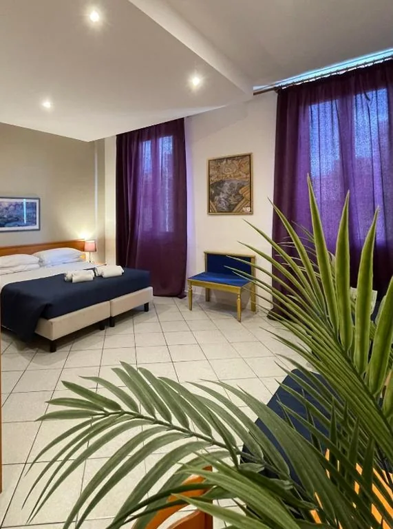 Camera Matrimoniale — Hotel Leopolda