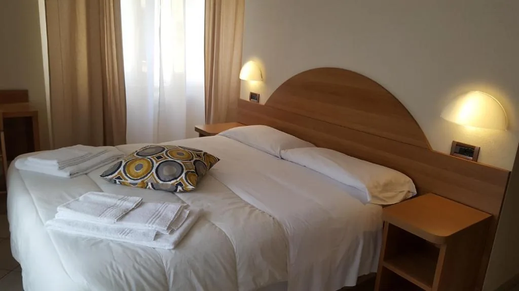 Double Room — Hotel Milano
