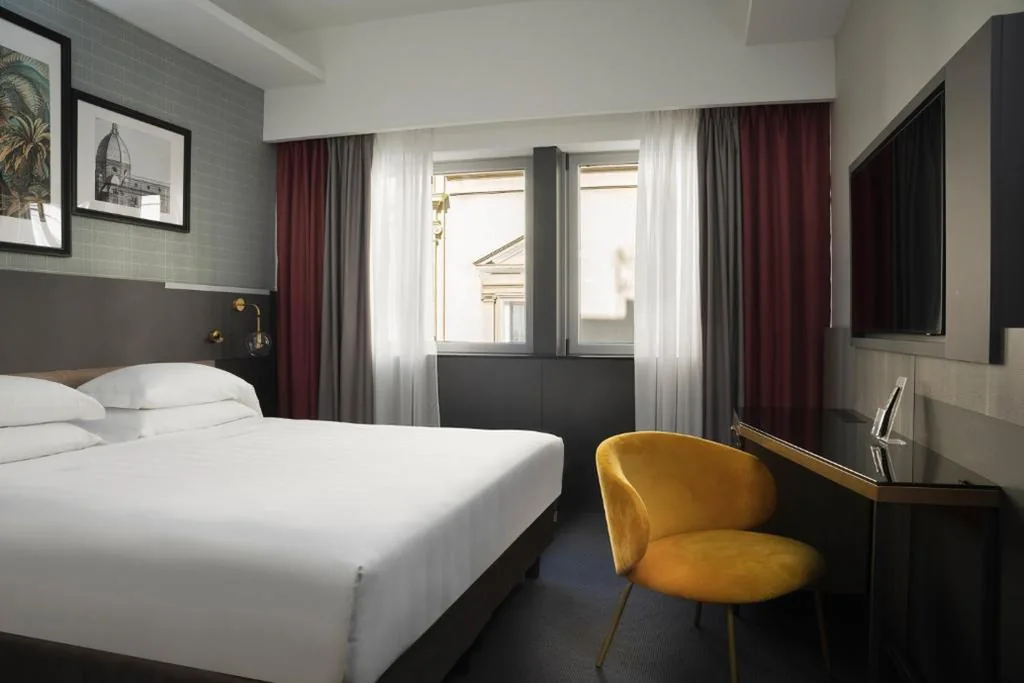 Camera Matrimoniale — iQ Hotel Firenze