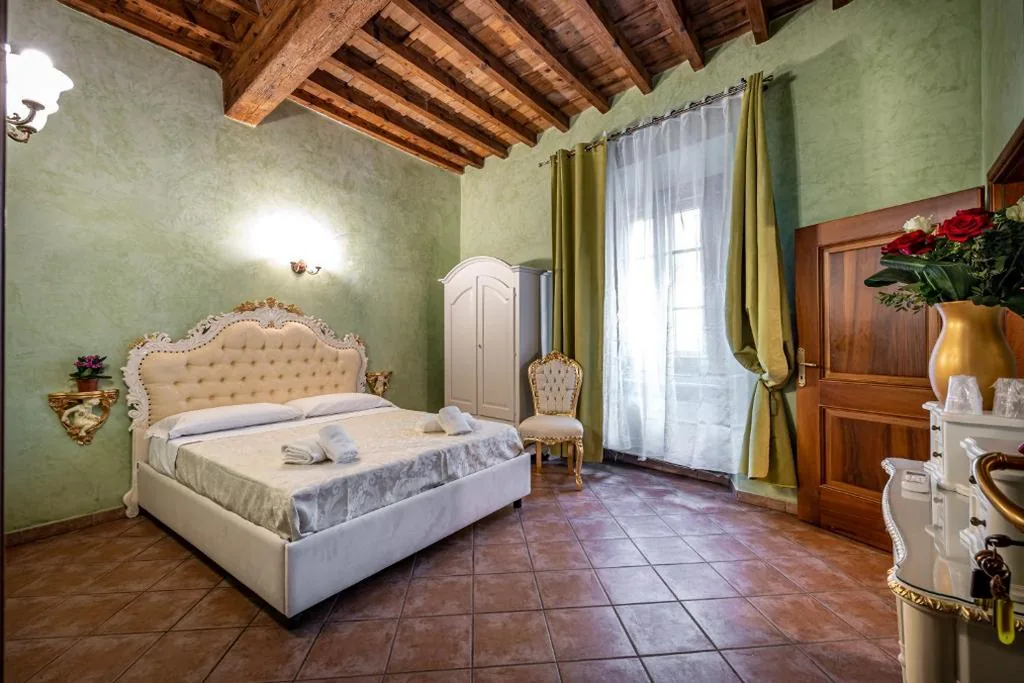 Camera Matrimoniale — Katti House – Florence’s center