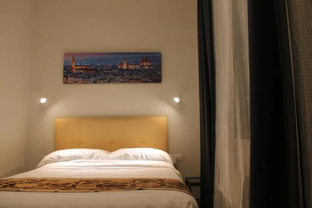 Small Double Room — Hotel 900 Toscana