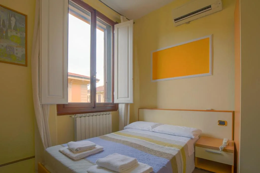 Small Double Room — Hotel Angelica Firenze