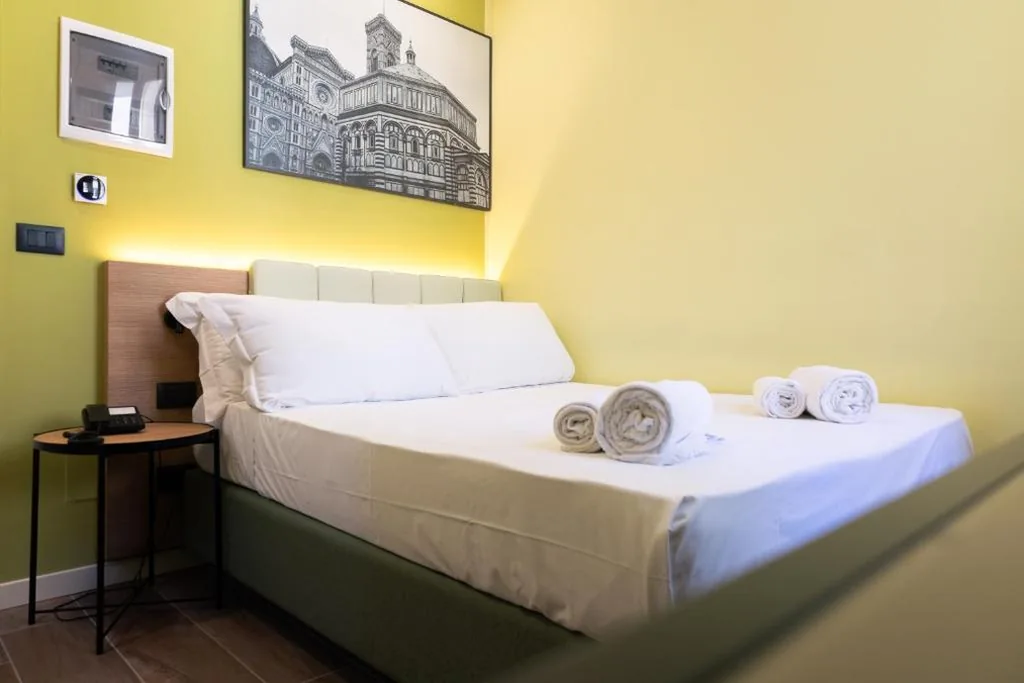 Camera Matrimoniale Piccola — JR Hotels Hermes Firenze