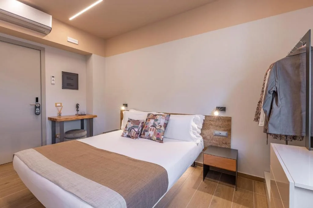 Small Double Room — Luci Sul Mare -Boutique Rooms