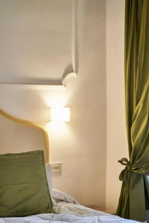 Small Double Room — Palazzo del Magnifico B&B