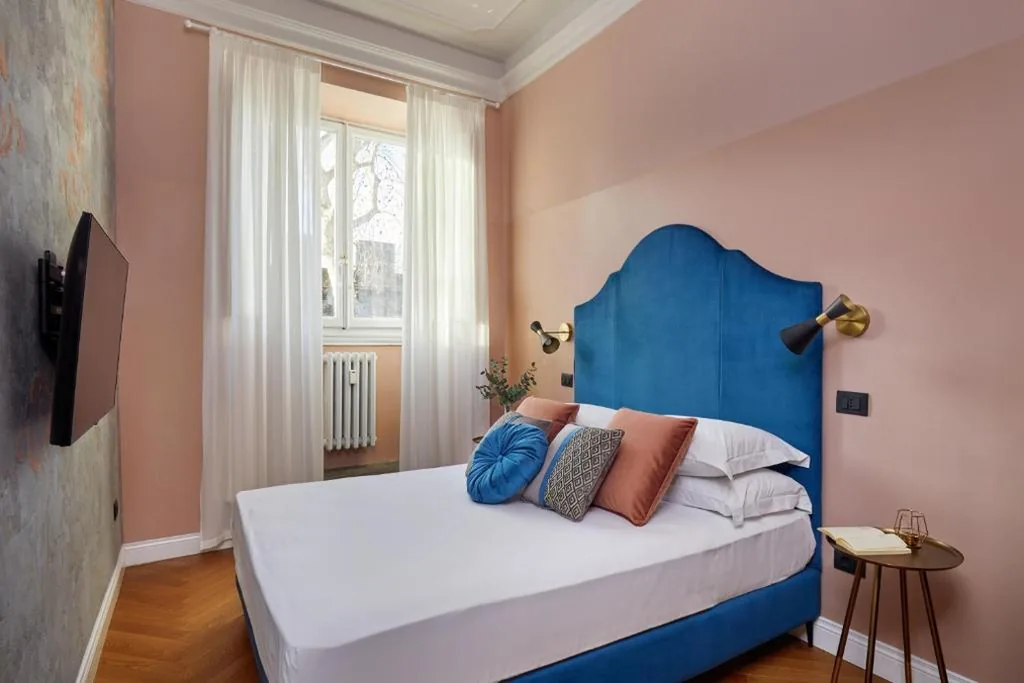 Camera Matrimoniale Piccola — Santarosa Rooms
