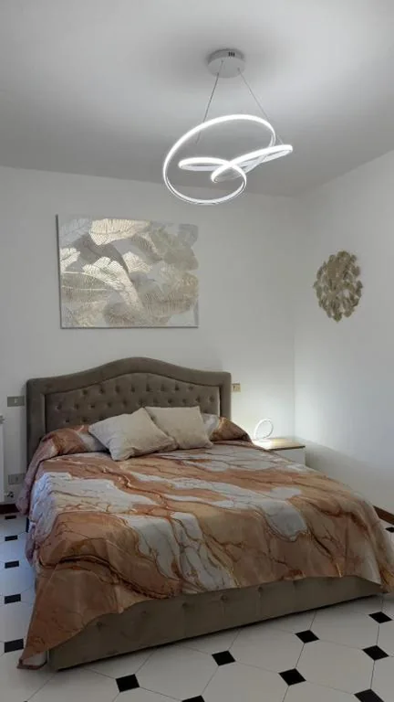 Double Room — Pisa center design