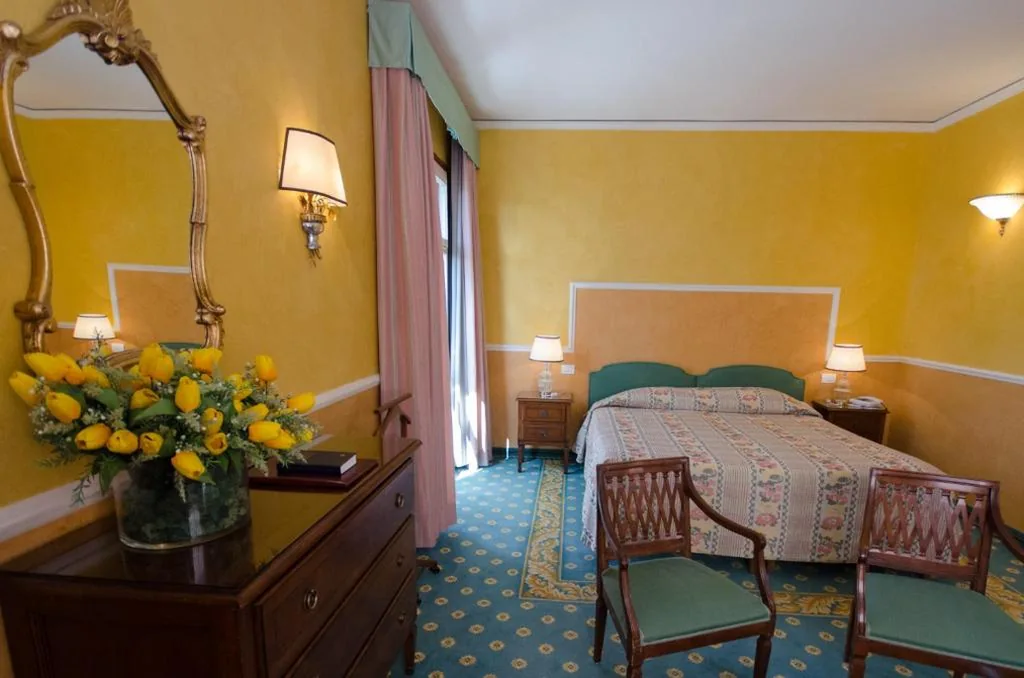 Prestige Double Room with Balcony — Grand Hotel Tamerici & Principe