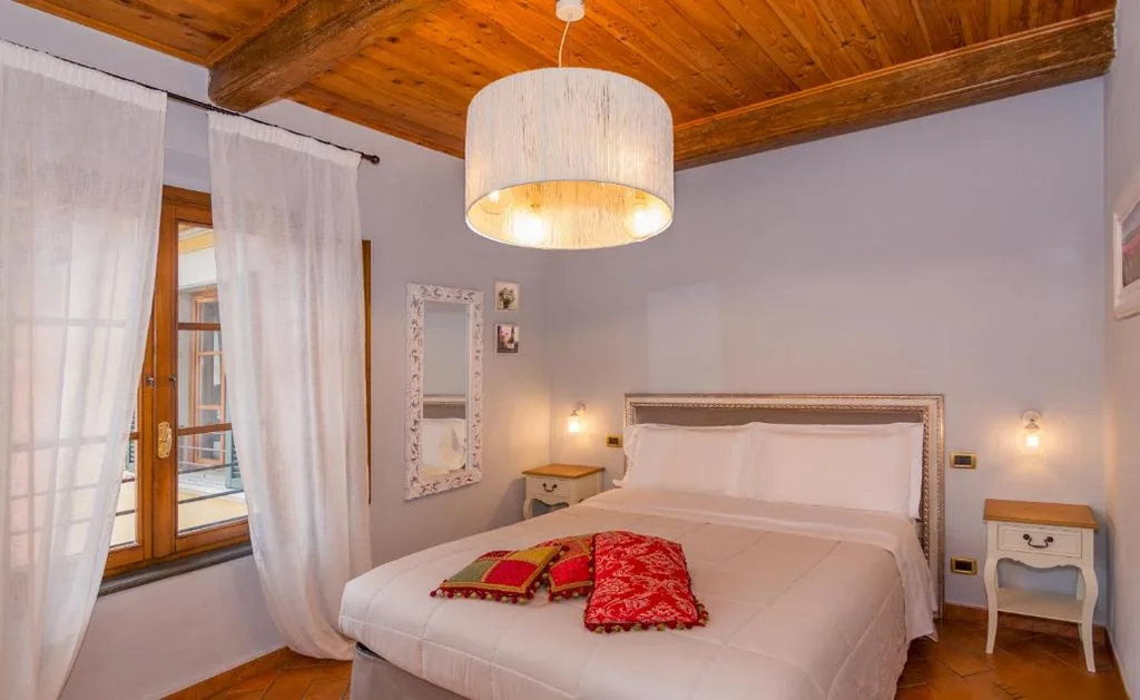 Double Room — Rinascimento Bed & Breakfast