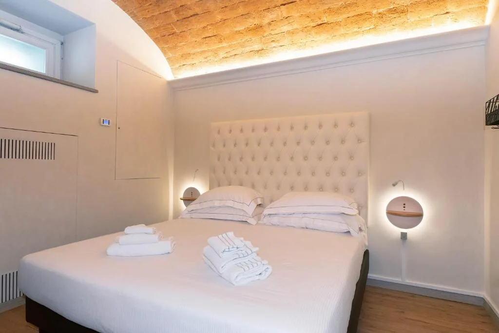 Camera Matrimoniale & Spa- Seminterrato — Florence Luxury Guest House