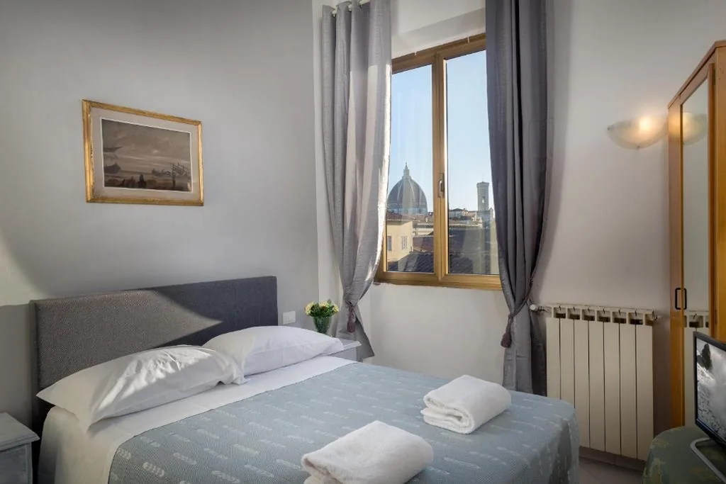 Standard Double Room — Adre Majestic View ! Center of Florence !