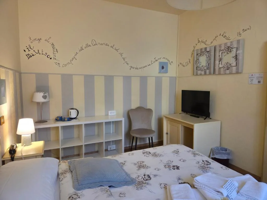 Camera Matrimoniale Standard — Albergo Etruria