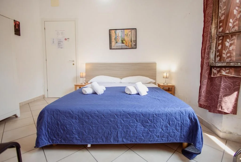 Standard Double Room — B&B Toscana