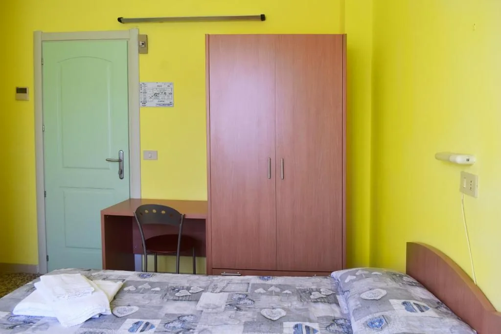 Camera Matrimoniale Standard — Casa per Ferie Nostra Signora Tonfano