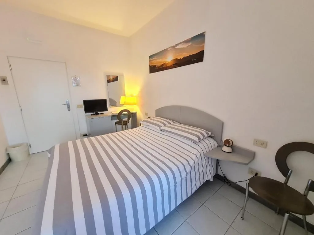 Standard Double Room - Annex — Hotel Da Graziano