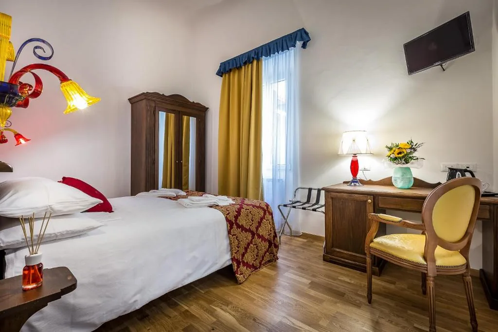 Standard Double Room — HomEdo B&B