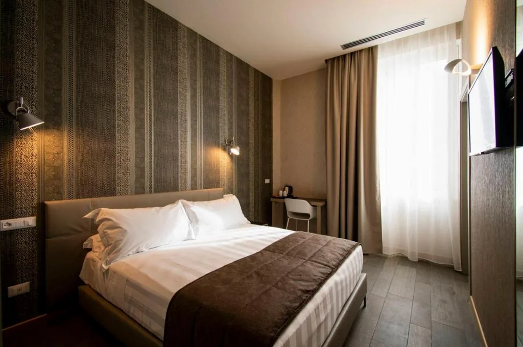 Camera Matrimoniale Standard — Hotel Medusa