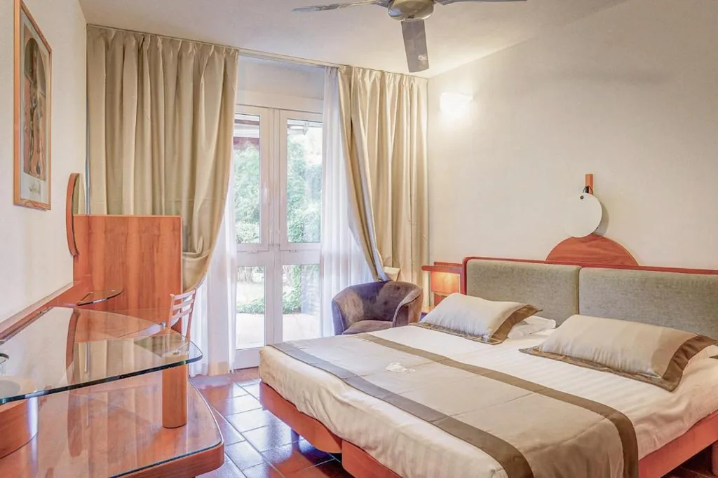 Standard Double Room — Hotel Riva degli Etruschi