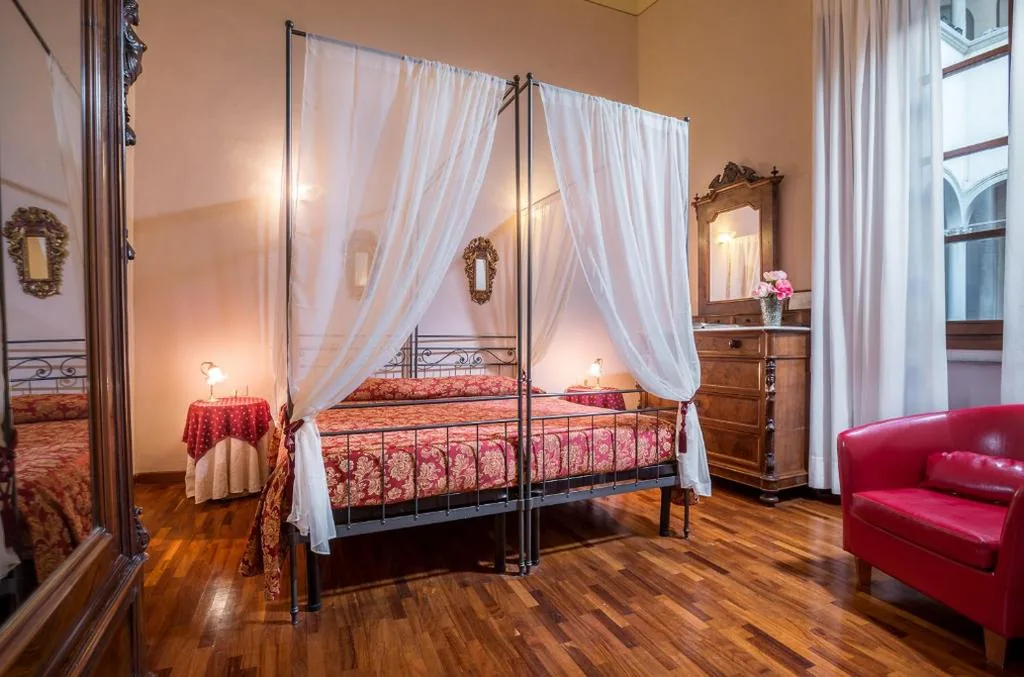 Camera Matrimoniale Standard — Hotel Torre Guelfa Palazzo Acciaiuoli