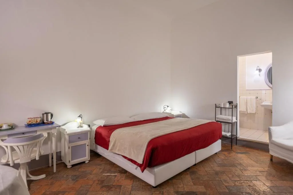 Standard Double Room — La Residenza del Proconsolo