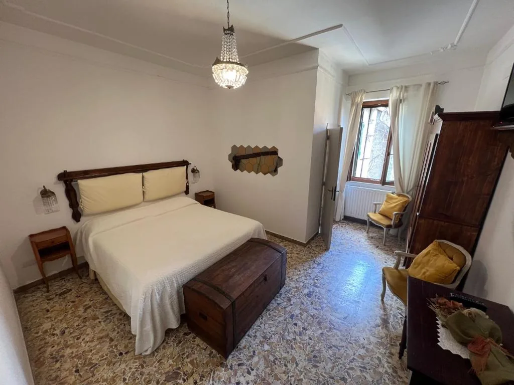 Standard Double Room — Le Camere dei Magi