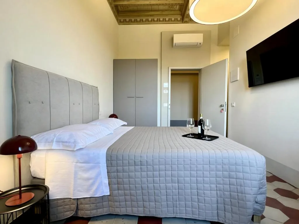 Standard Double Room — San Prospero Heritage